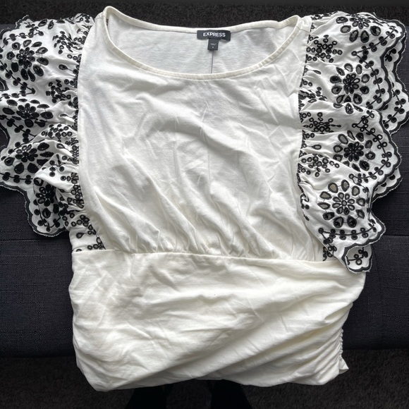 Express Tops - Express Blouse